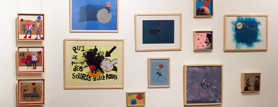 Mur tableaux expo Aurélia Picq